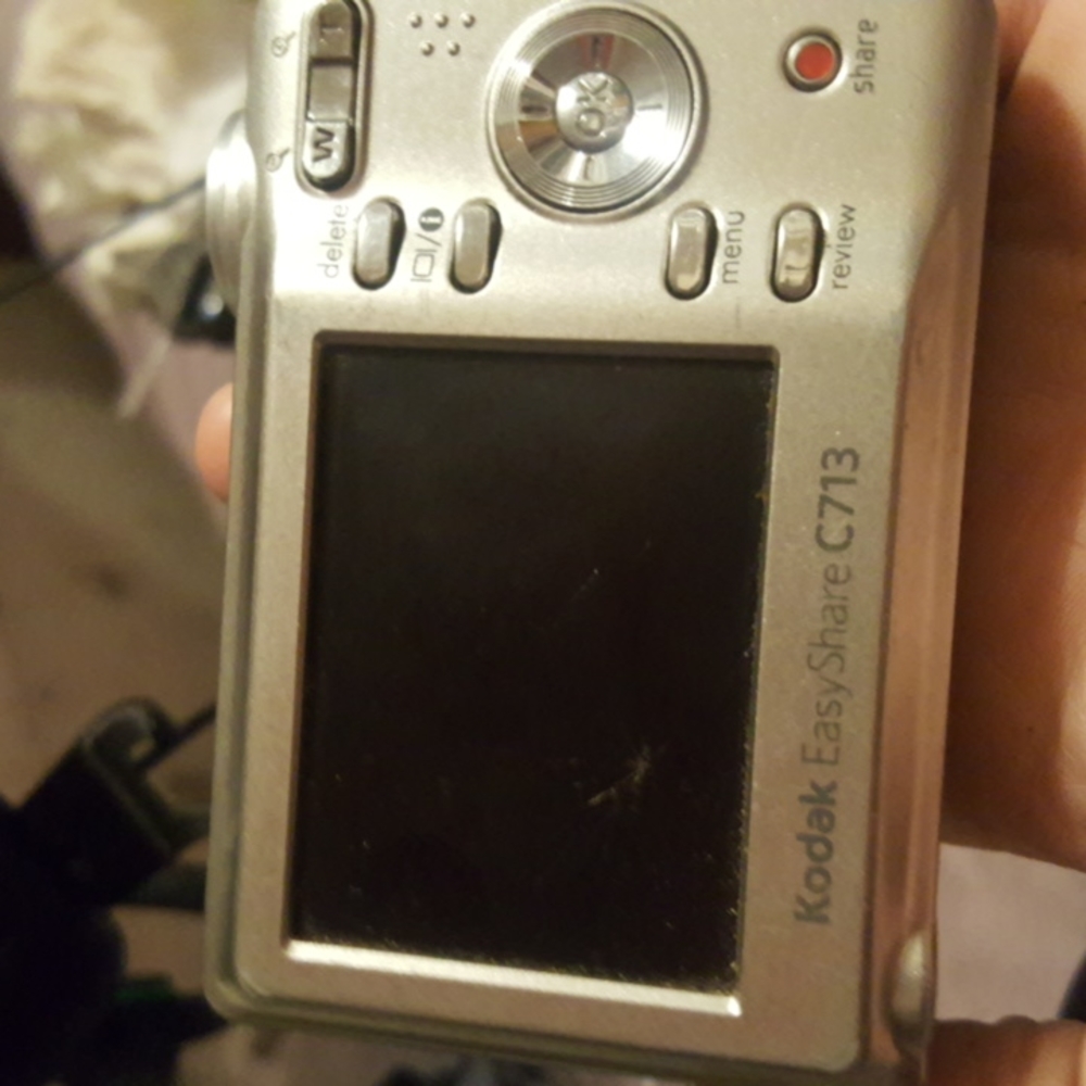 digital easy share Kodak camara with video